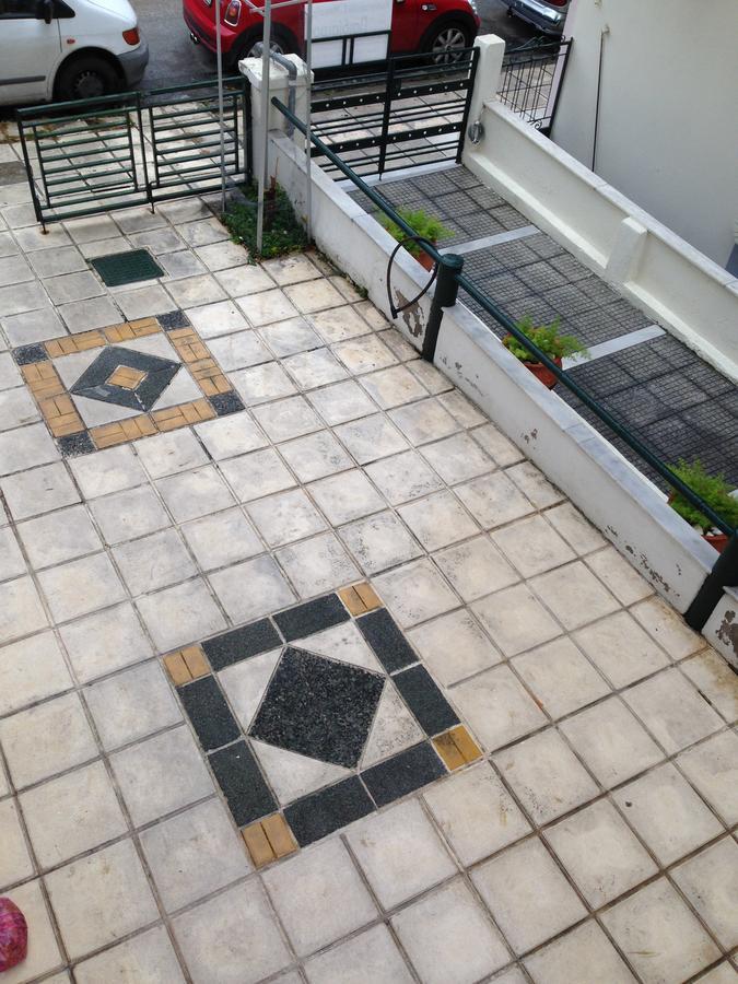 Studio Floral Apartment เทสซาโลนิกิ ภายนอก รูปภาพ