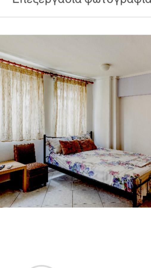 Studio Floral Apartment เทสซาโลนิกิ ภายนอก รูปภาพ